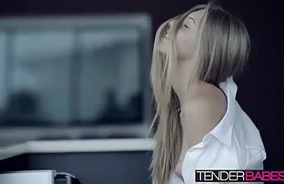 XXX Ubriaco ragazza con grandi tette con due bambini donne mature porche video gratis