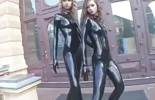XXX Maria ingannato da due video mature porche giovani e