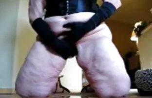 XXX Dito signora tacchi alti mature molto porche