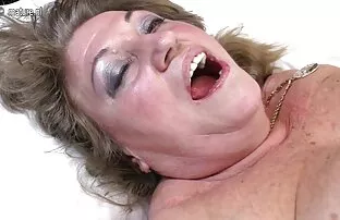 XXX Sesso con un russo in palestra-2 video porno di donne mature porche