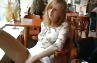 XXX Grazie ad un altro ragazzo mature porche video per aiuto