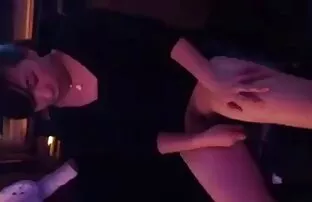 XXX Prende cinquantenni porche prendere la sua bocca in macchina