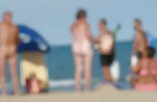 XXX Ho dato un uomo con donne mature porche italiane una spessa nei due fori.