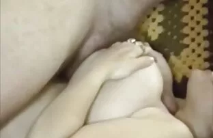 XXX Quasi una donna meravigliosa in mature vecchie porche cima alla merda