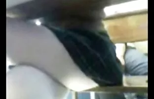 XXX Questo atleta del piede arriva alla video porche mature italiane metropolitana Hunter
