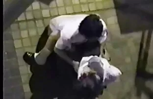XXX Sposa con le braccia mature e porche nel piatto, e Bardo su